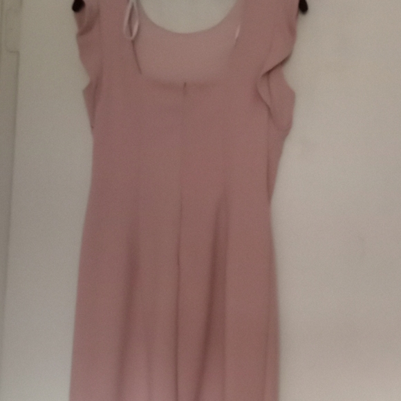 Dress - Picture 3 of 4